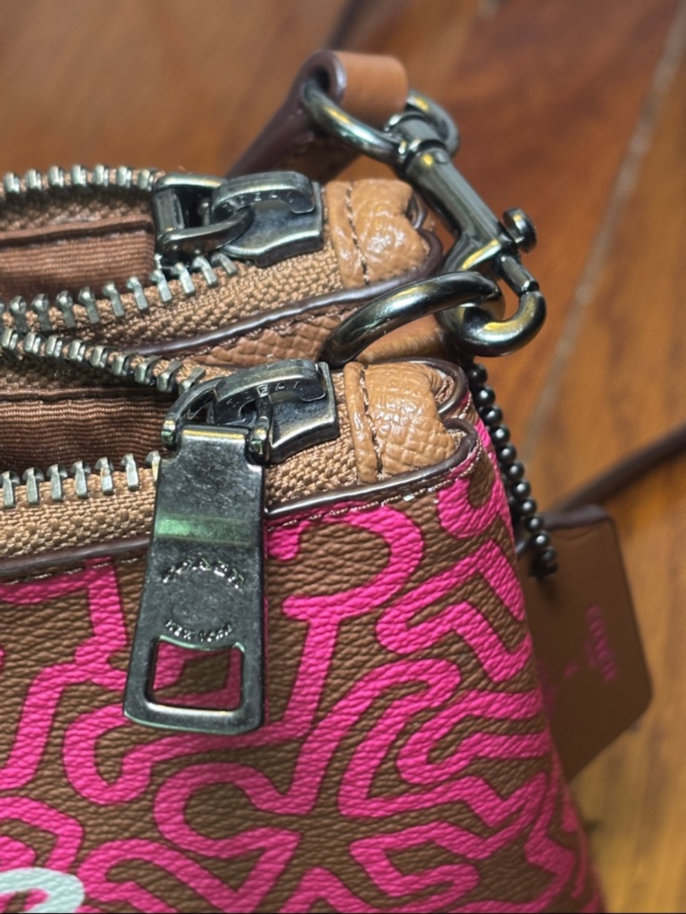 Coach x Keith Haring Zip Pouch Clutch Brown Pink Leather Canvas F11773 - Picture 2 of 11